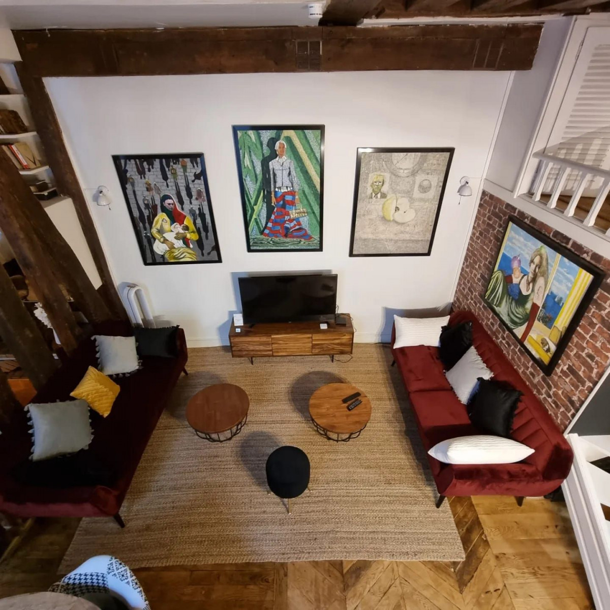 
                                                Location
                                                 Merveilleux appartement, très calme, très bon quartier, Paris (loyer tout inclus)