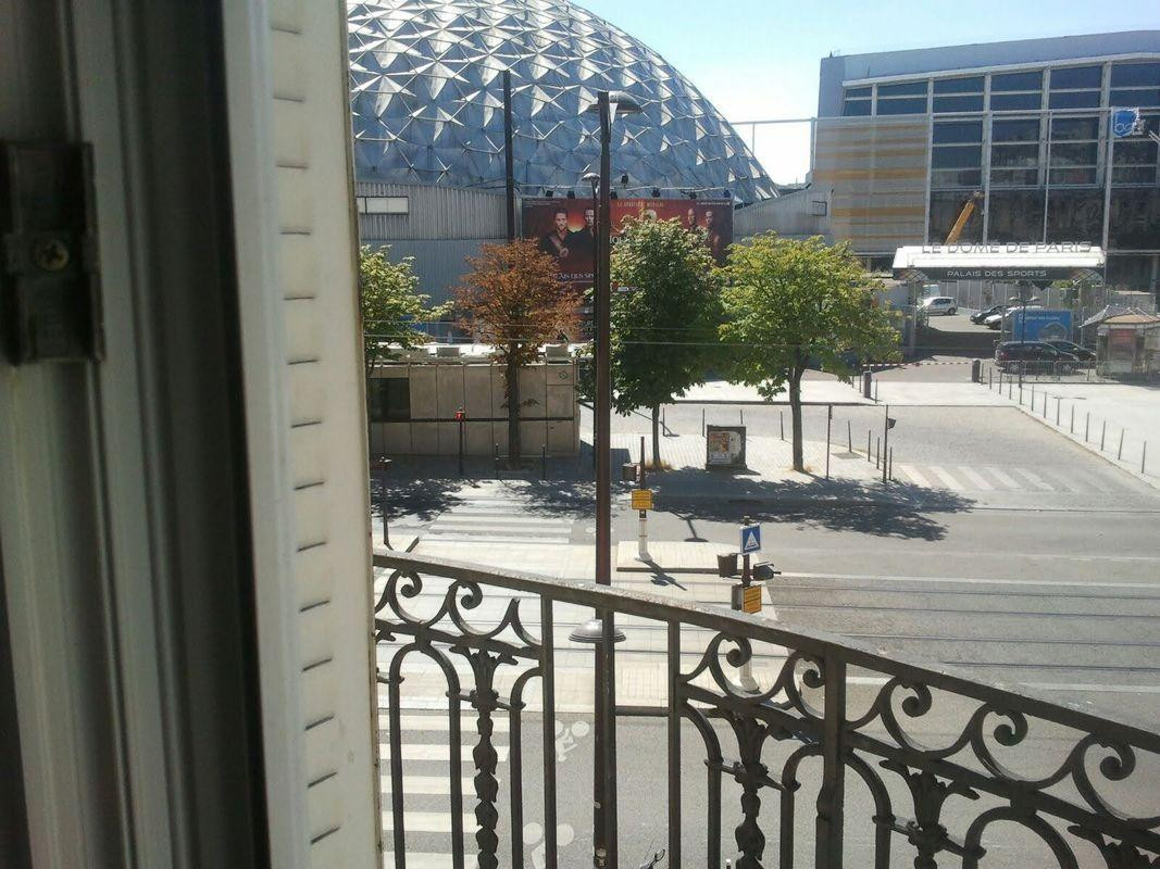 
                                                Location
                                                 Meublé 4 pièces métro Porte de Versailles 15ème