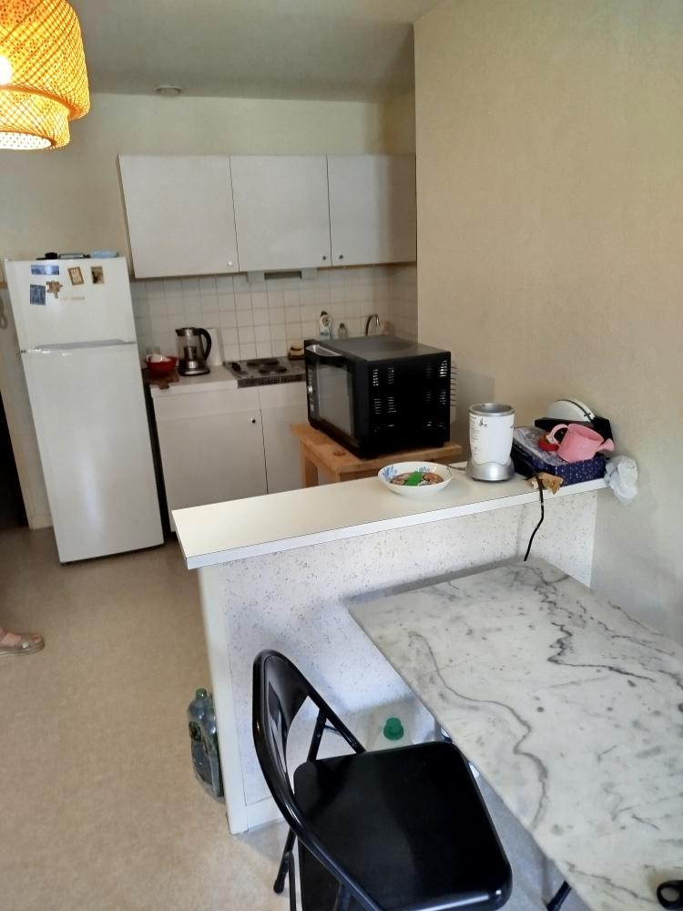 
                                                Location
                                                 Meublé de 2 pièces dans immeuble très calme