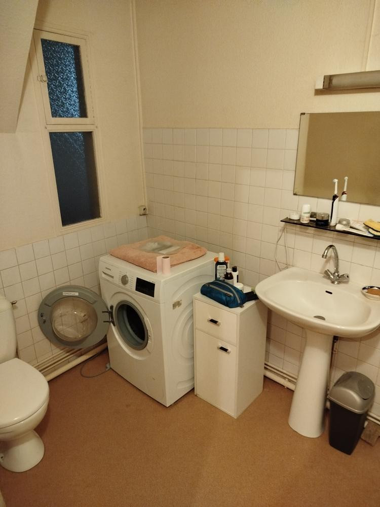 
                                                Location
                                                 Meublé de 2 pièces dans immeuble très calme