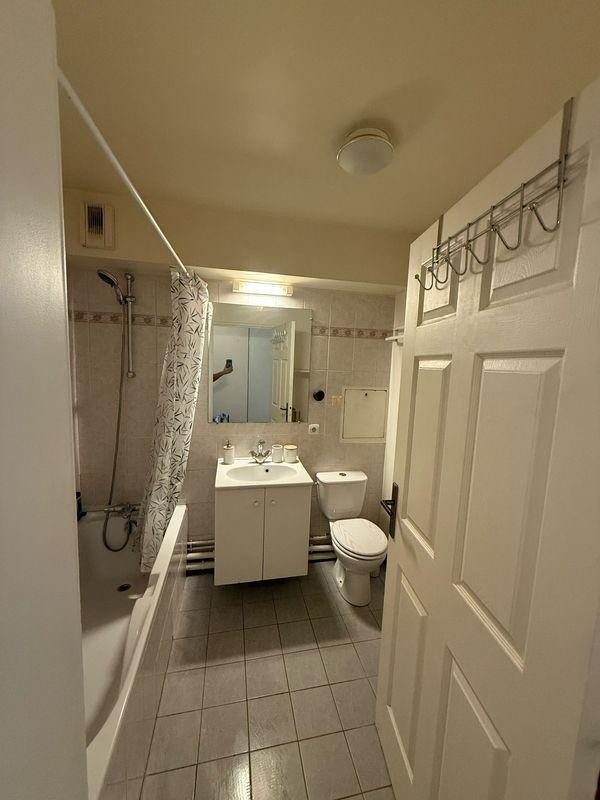 
                                                Location
                                                 Meublé T2 paris Lilas XXeme