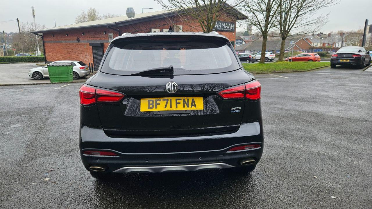 
                                                Voiture
                                                 MG MG Hs 1.5 T-GDI 16.6kWh Excite SUV 5dr Petrol Plug-in Hybrid Auto Euro 6 (s/s) (258 ps) MOT 10/26 PSH 33K AMAZING SPEC