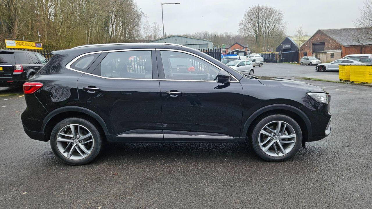 
                                                Voiture
                                                 MG MG Hs 1.5 T-GDI 16.6kWh Excite SUV 5dr Petrol Plug-in Hybrid Auto Euro 6 (s/s) (258 ps) MOT 10/26 PSH 33K AMAZING SPEC