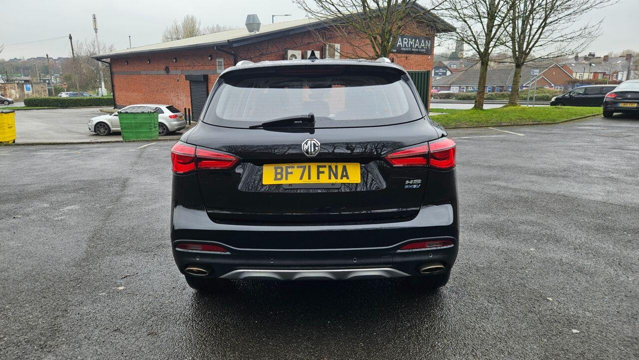 
                                                Voiture
                                                 MG MG Hs 1.5 T-GDI 16.6kWh Excite SUV 5dr Petrol Plug-in Hybrid Auto Euro 6 (s/s) (258 ps) MOT 10/26 PSH 33K AMAZING SPEC