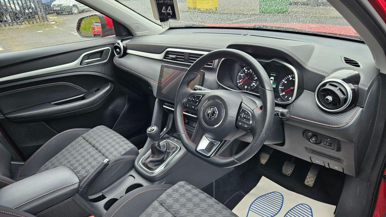 
                                                Voiture
                                                 MG MG Zs 1.5 VTi-TECH Excite SUV 5dr Petrol Manual Euro 6 (s/s) (106 ps) 22K 5 YEARS WARRANTY ULEZ
