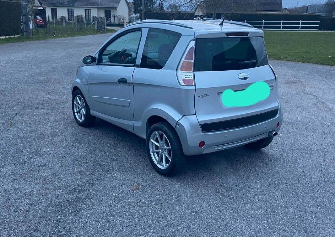 
                                                Voiture
                                                 Microcar mgo phase 2