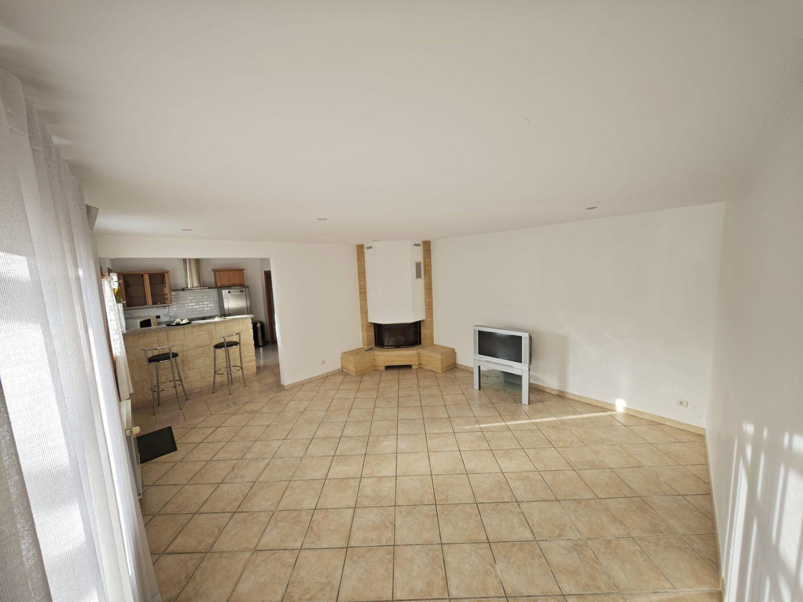 
                                                Location
                                                 Mieux qu un appartement !