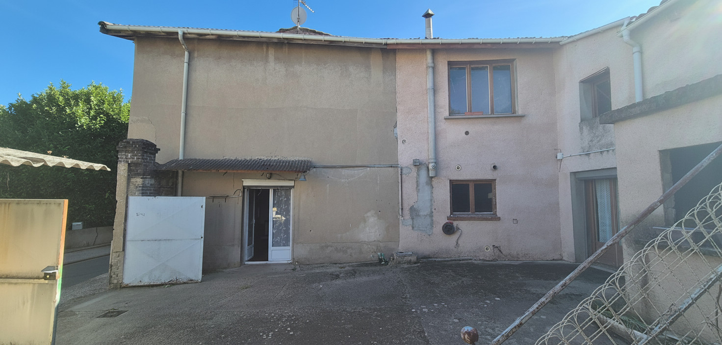 
                                                Vente
                                                 MILLERY - MAISON À RÉNOVER - 105 M² + 120 m² d’annexes