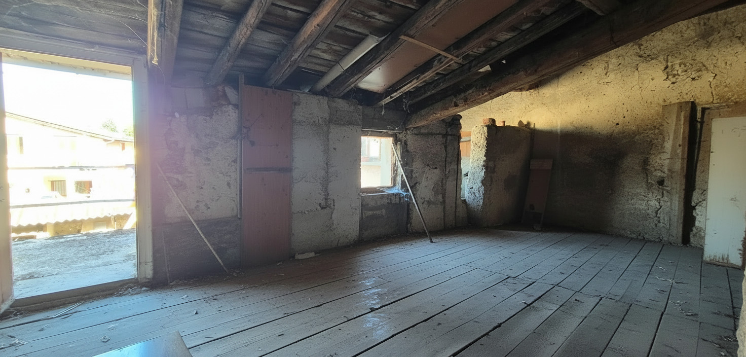 
                                                Vente
                                                 MILLERY - MAISON À RÉNOVER - 105 M² + 120 m² d’annexes