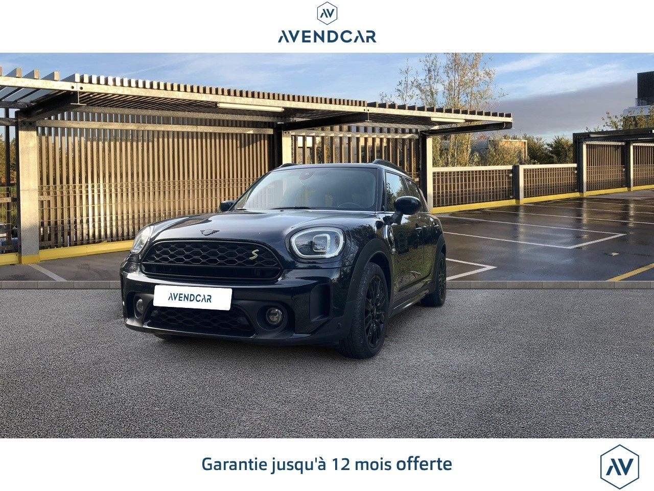
                                                Voiture
                                                 Mini Cooper SE 125ch + 95ch édition Northwood ALL4 BVA