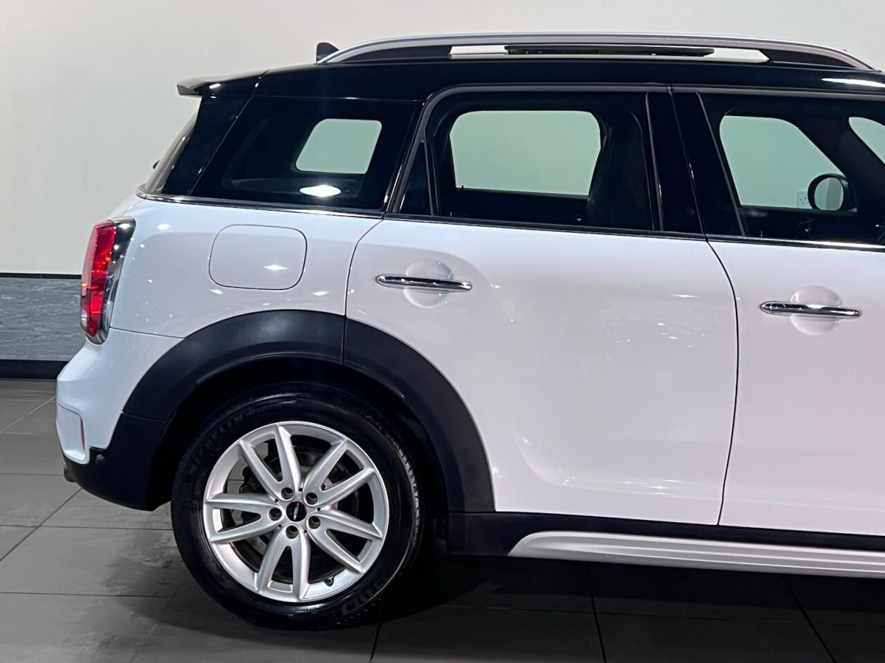 Voiture
                                                 MINI Countryman 2.0 Cooper S Sport SUV 5dr Petrol Steptronic Euro 6 (s/s) (192 ps)