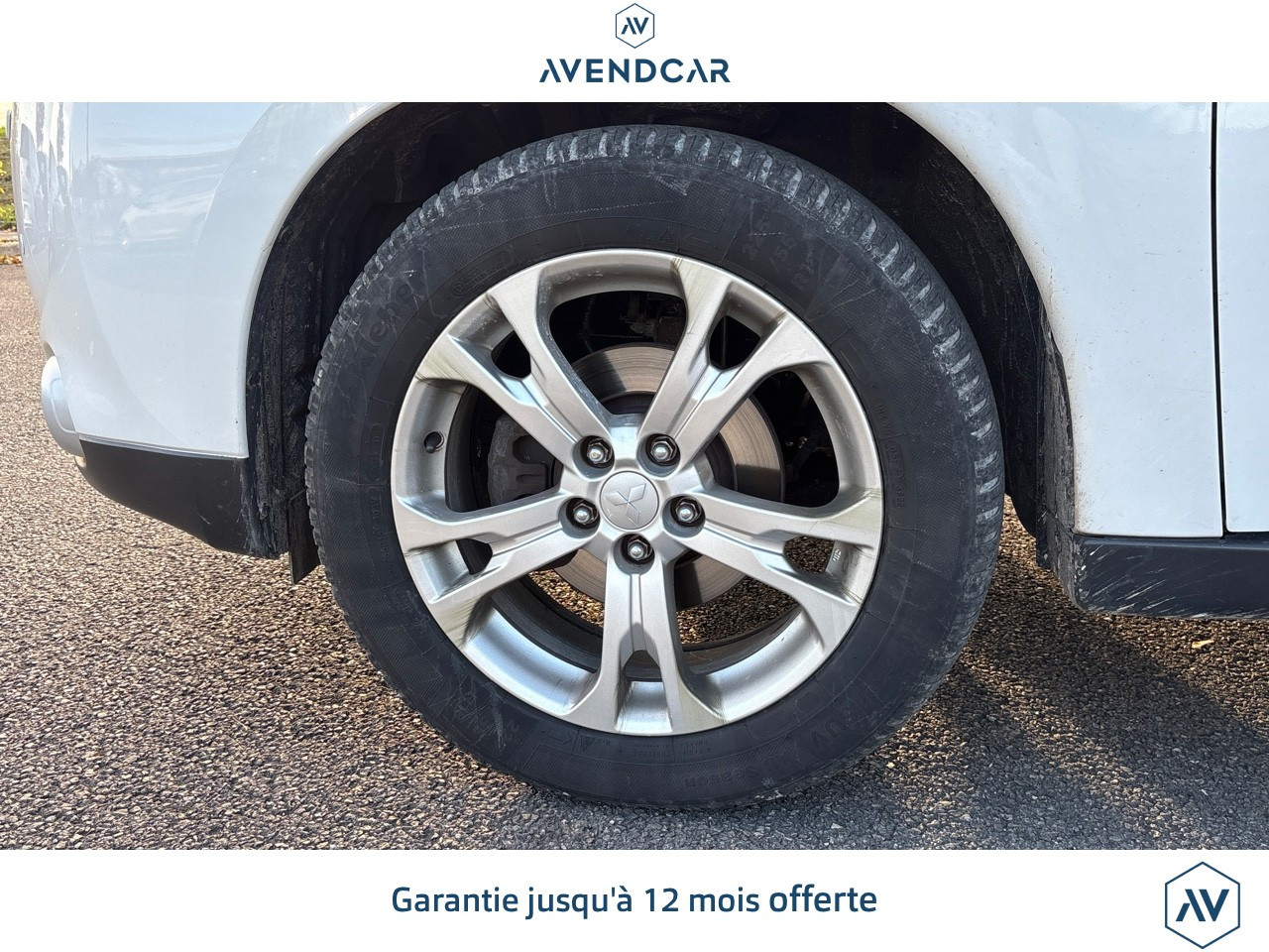 
                                                Voiture
                                                 Mitsubishi Outlander