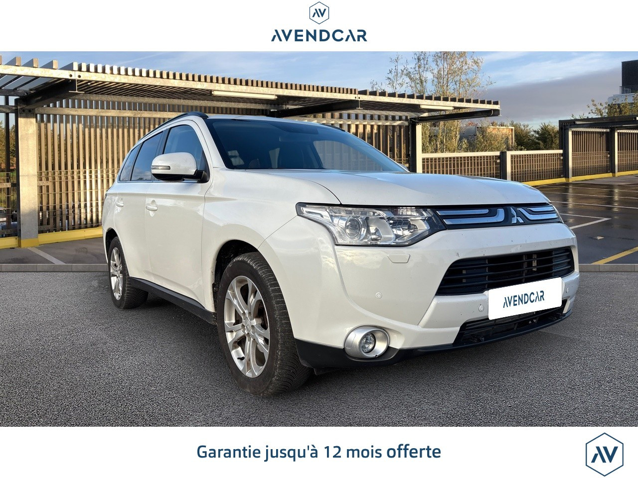 
                                                Voiture
                                                 Mitsubishi Outlander