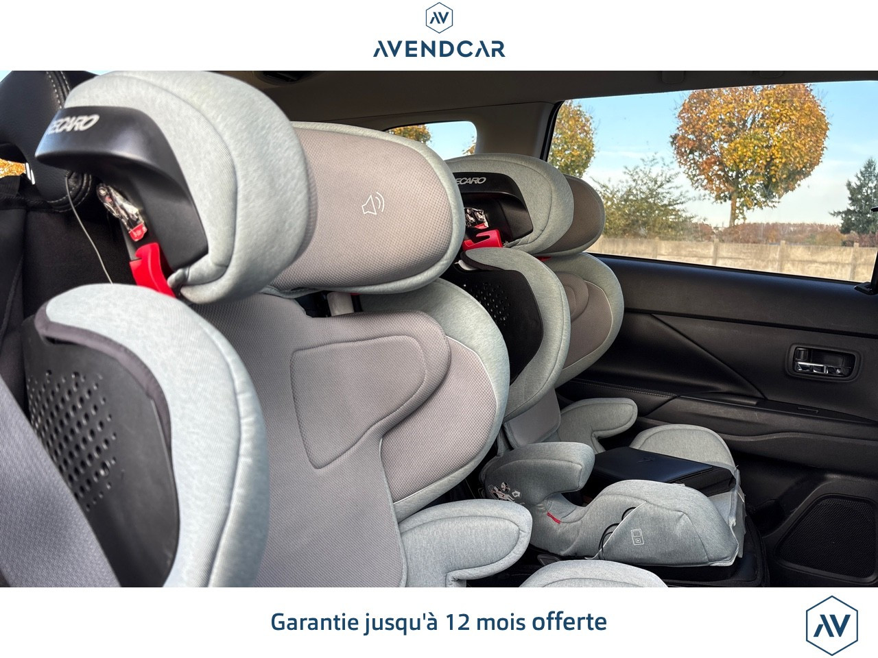 
                                                Voiture
                                                 Mitsubishi Outlander