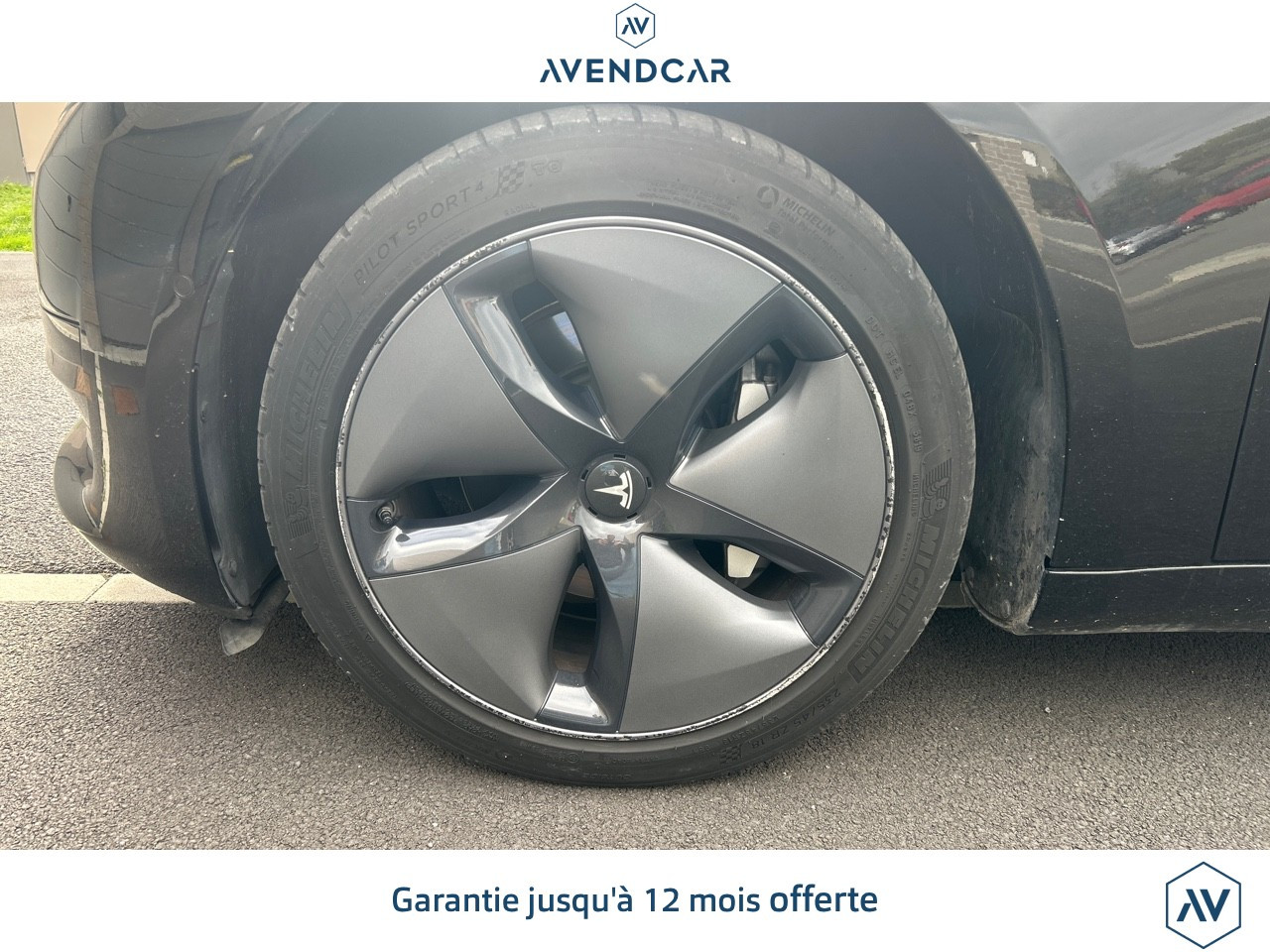 
                                                Voiture
                                                 MODEL-3 ELECTRIC 305 44KWH STANDARD-PLUS BVA
