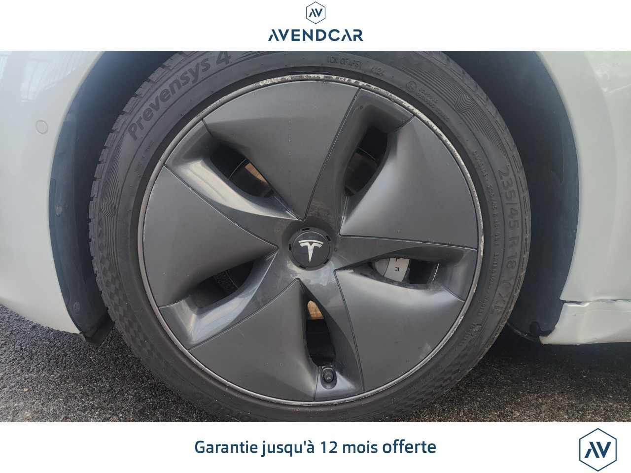 
                                                Voiture
                                                 MODEL 3 ELECTRIC 325 60KWH STANDARD-PLUS