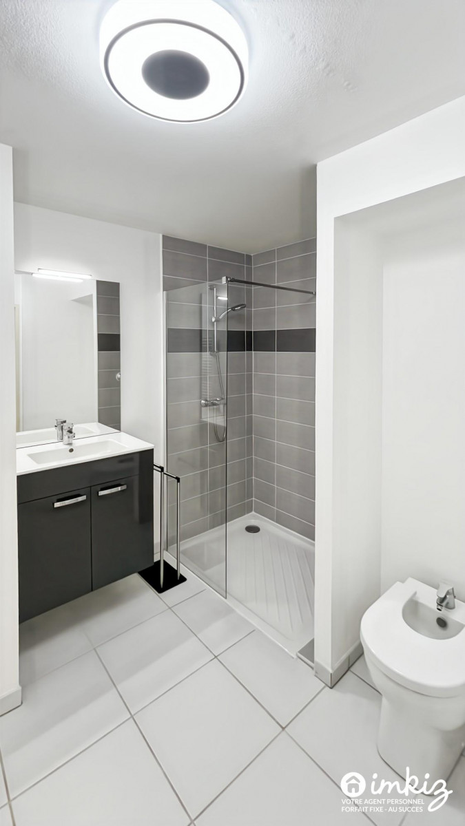 
                                                Vente
                                                 Mondonville Apt 3 p, 85m² avec grand jardin