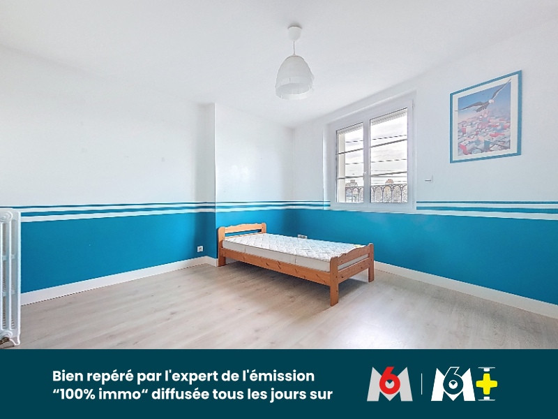 
                                                Vente
                                                 Monnaie centre- maison familiale 245m2 – Terrain arboré 1 120 m² – Piscine – 3 garages