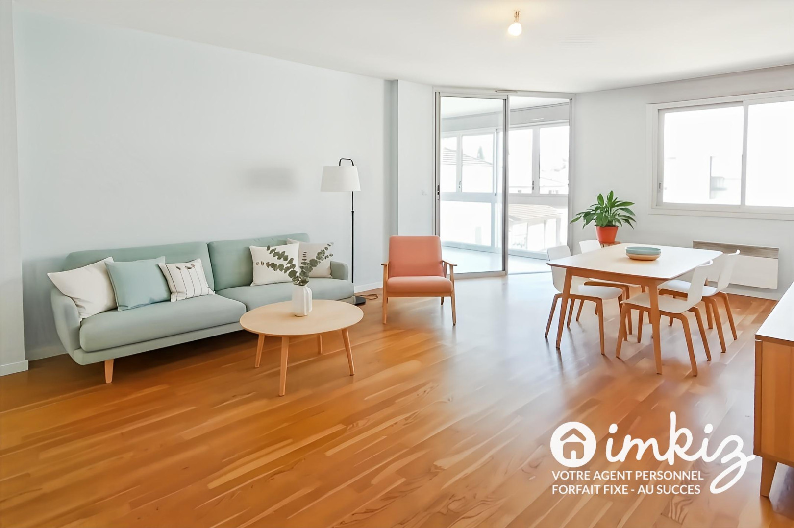 
                                                Vente
                                                 Montchat – Grand T3 de 93m² au calme, garage, cave