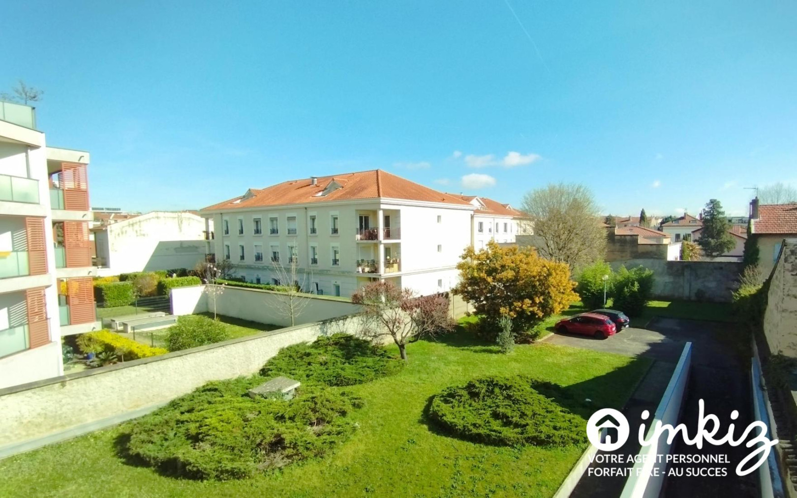 
                                                Vente
                                                 Montchat – Grand T3 de 93m² au calme, garage, cave