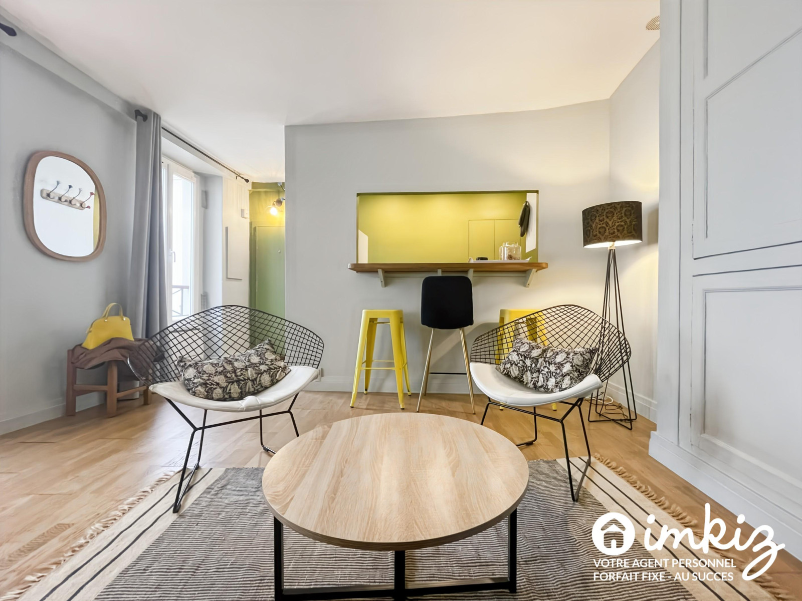 
                                                Vente
                                                 Montmartre – 2P 40 m² traversant, parquet, cave