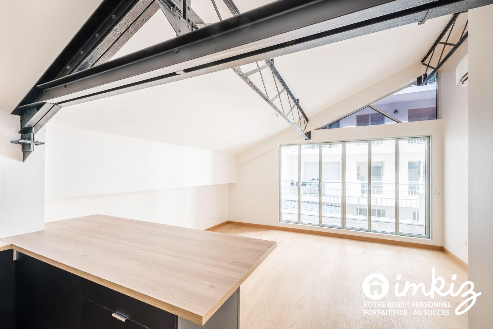 
                                                Vente
                                                 Montmartre 2 Pièces Style Loft avec climatisation
