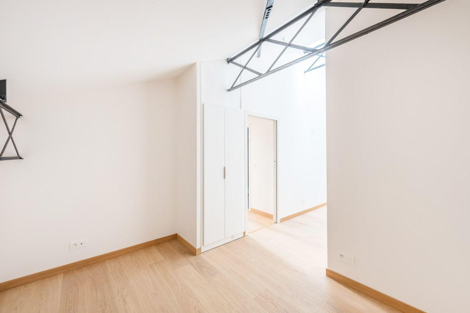
                                                Vente
                                                 Montmartre 2 Pièces Style Loft avec climatisation