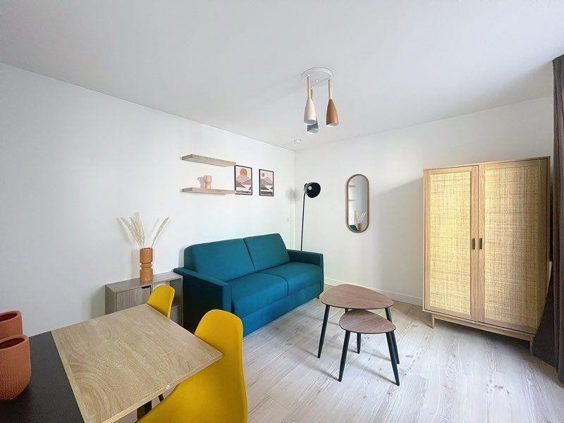 
                                                Location
                                                 Montreuil Studio 16 m2