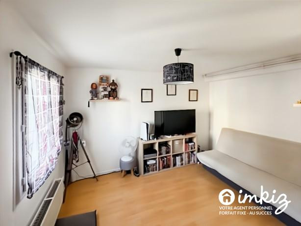 
                                                Vente
                                                 Montry - Maison 5 pièces avec jardin
