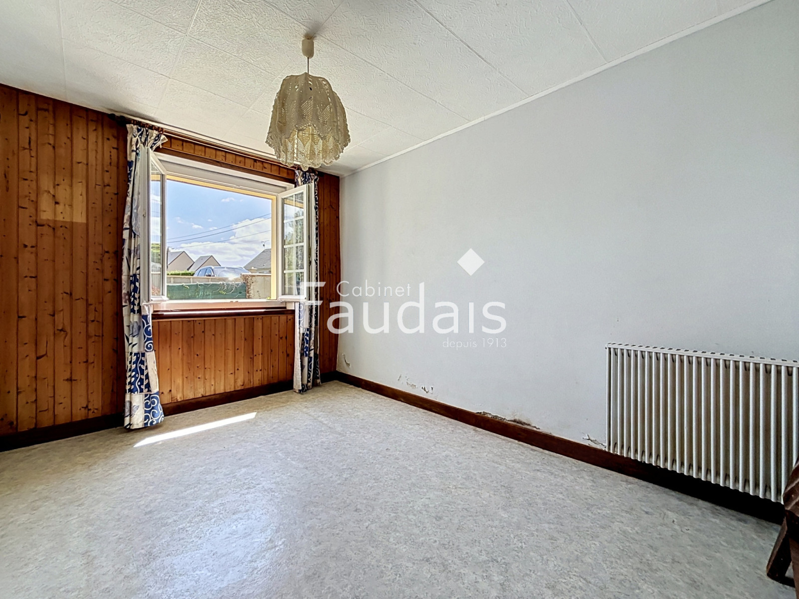 
                                                Vente
                                                 MOON-SUR-ELLE, Maison avec vie de plain-pied, 2 chambres