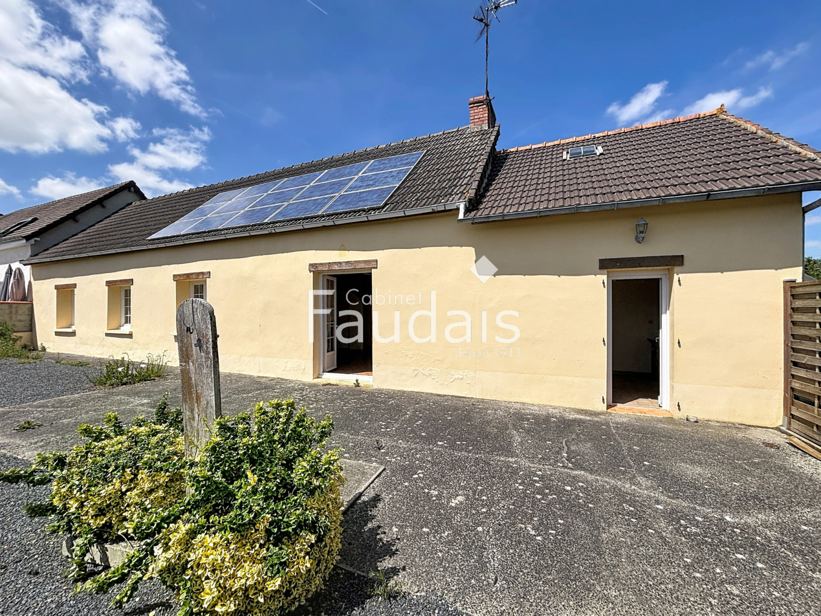 
                                                Vente
                                                 MOON-SUR-ELLE, Maison avec vie de plain-pied, 2 chambres