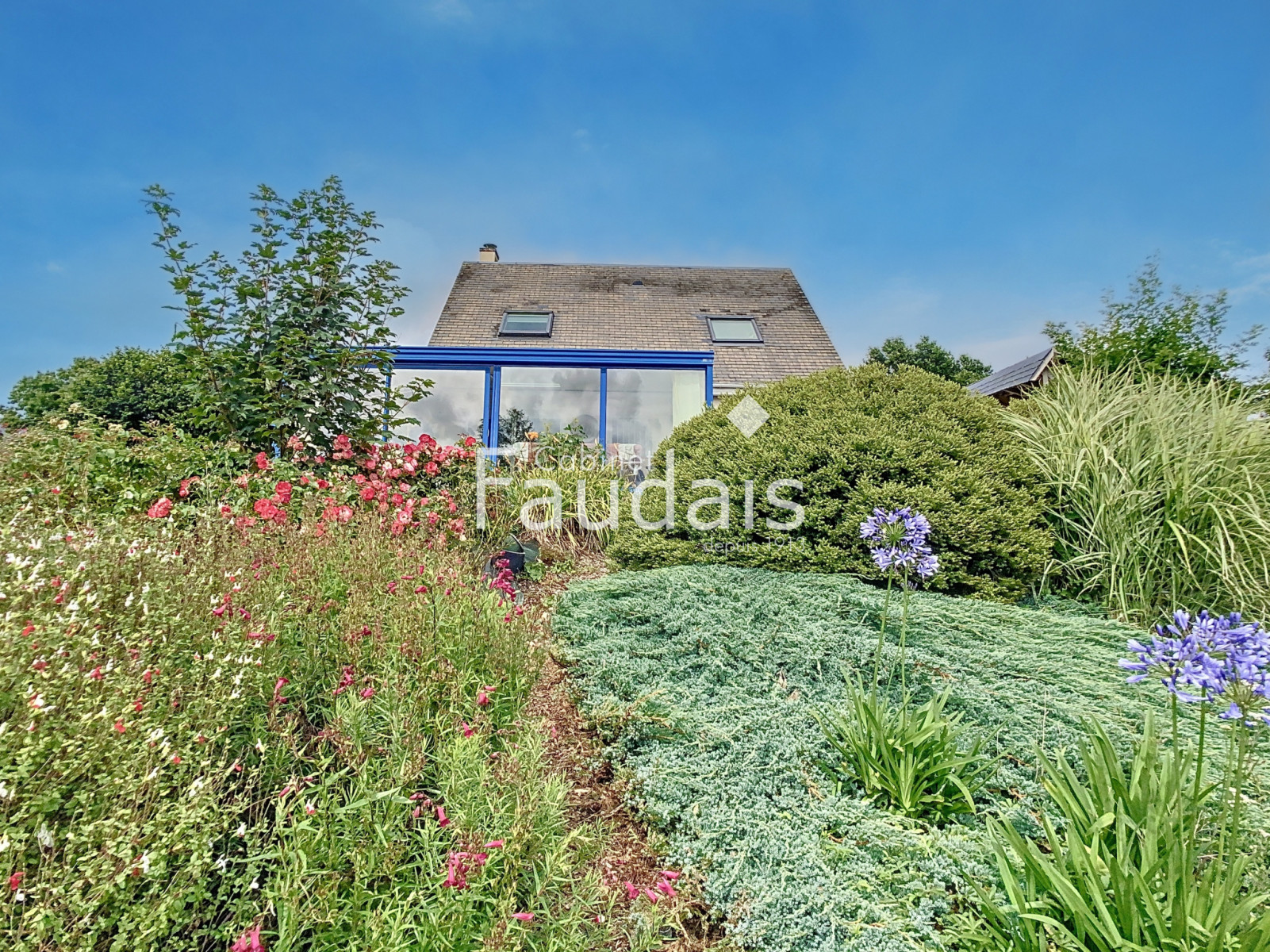 
                                                Vente
                                                 MOON-SUR-ELLE Maison de 122m2, 1600m2 de terrain