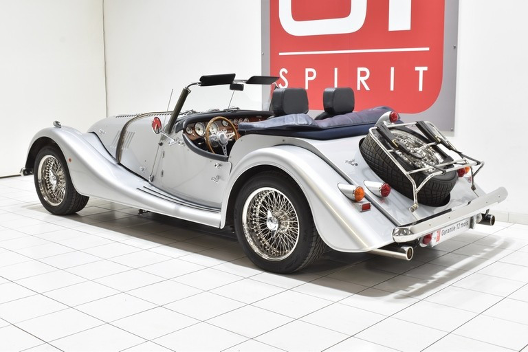 
                                                Voiture
                                                 MORGAN - V6 3.0 Roadster