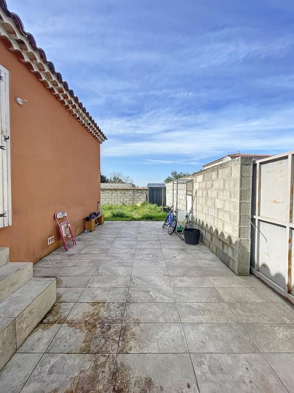 
                                                Vente
                                                 Morières les avignon - Ensemble immobilier de 430m² -