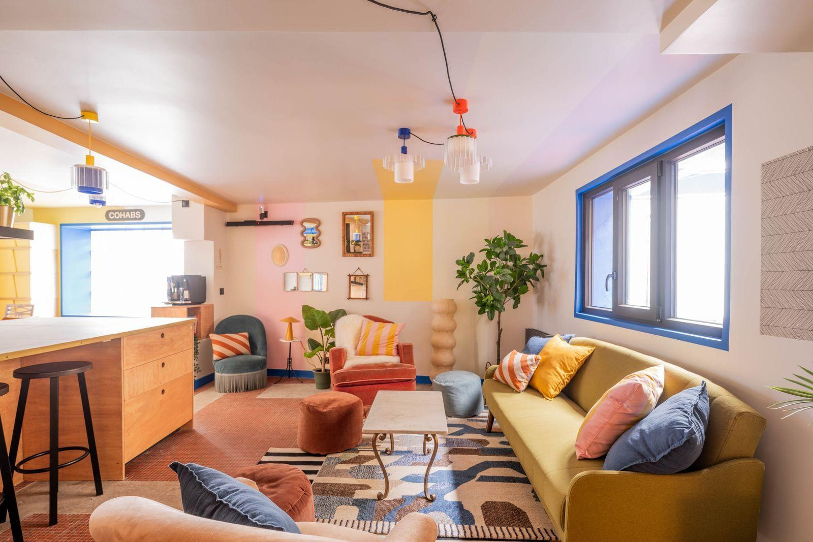 
                                                Location
                                                 Mouzaïa 10 - Premium Coliving House in Paris 19th