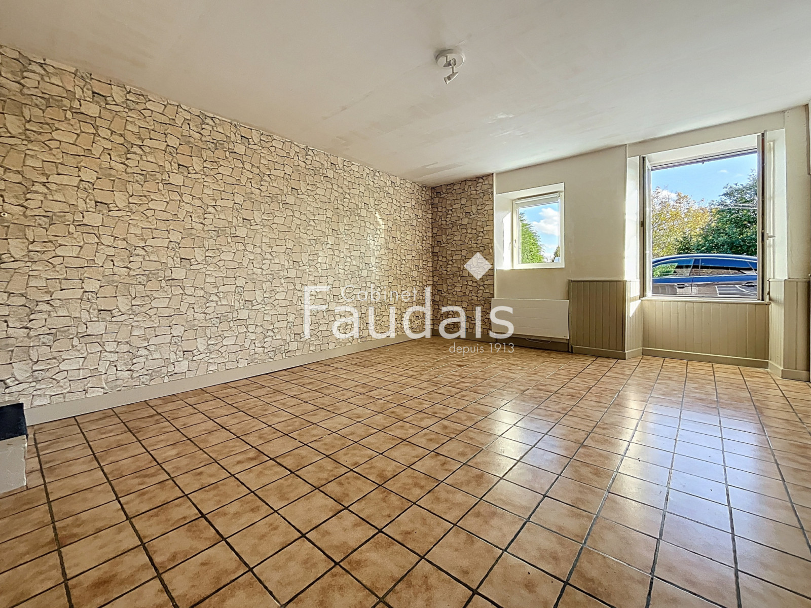 
                                                Vente
                                                 MOYON - Idéal 1ere acquisition