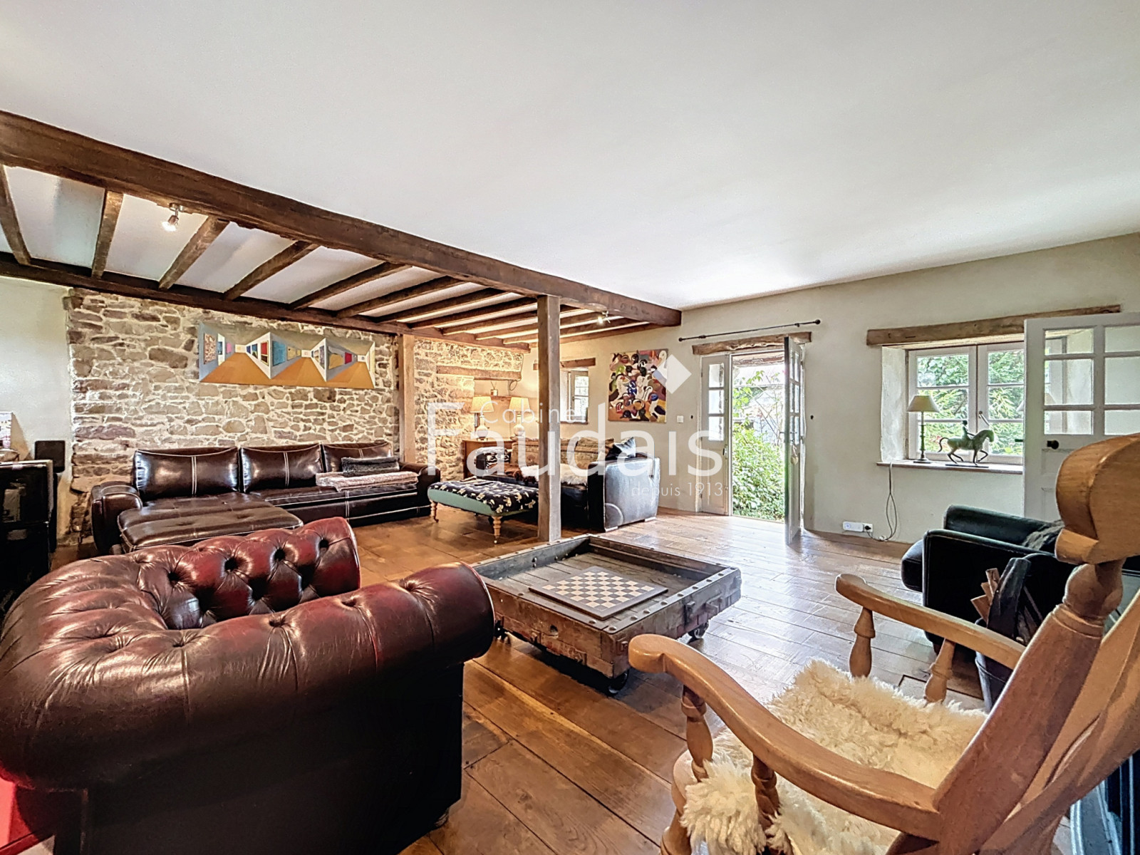 
                                                Vente
                                                 MOYON VILLAGES - Maison en pierre pleine de charme avec gîte