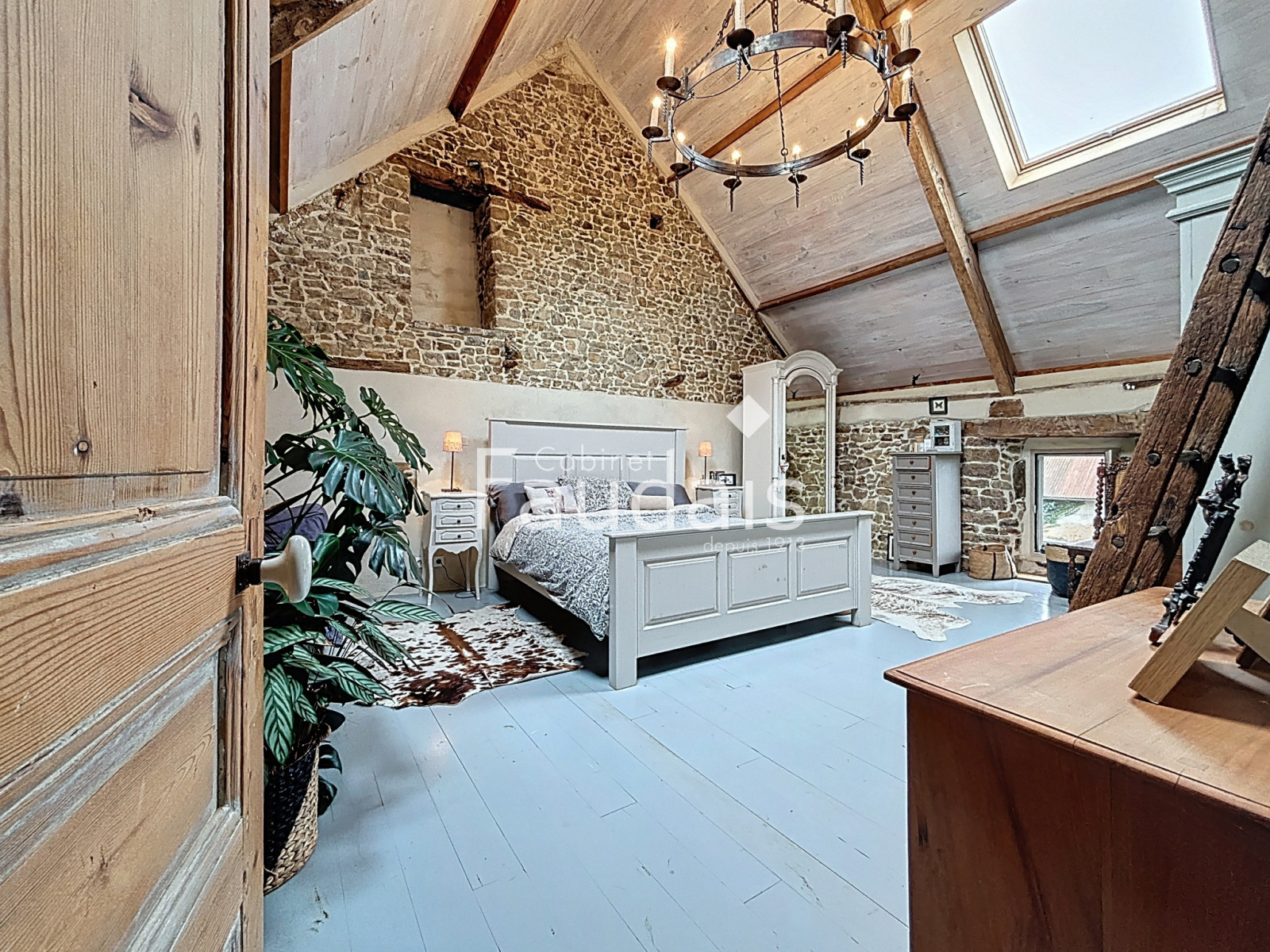 
                                                Vente
                                                 MOYON VILLAGES - Maison en pierre pleine de charme avec gîte