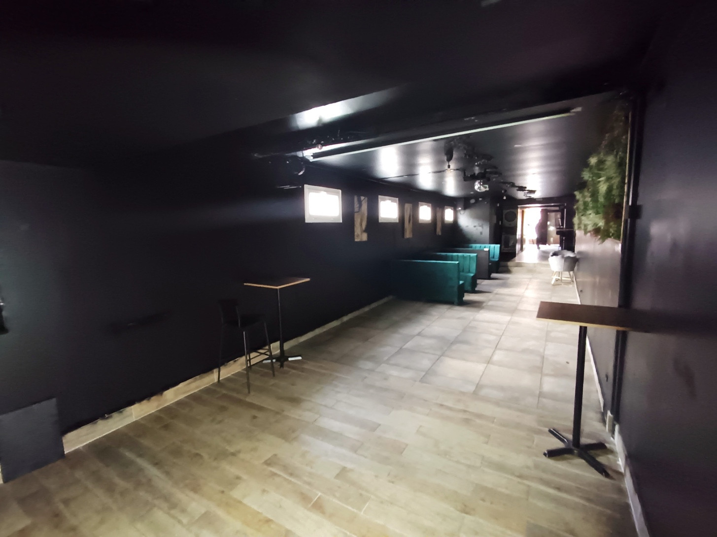 
                                                Vente
                                                 Murs commerciaux hyper centre deux caves Amiens