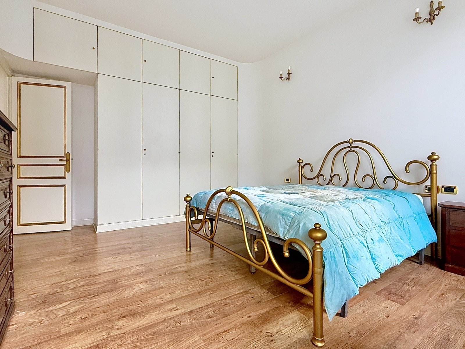 
                                                Vente
                                                 Musiciens - L’élégance d’une Villa de la Renaissance Italienne au cœur de la ville