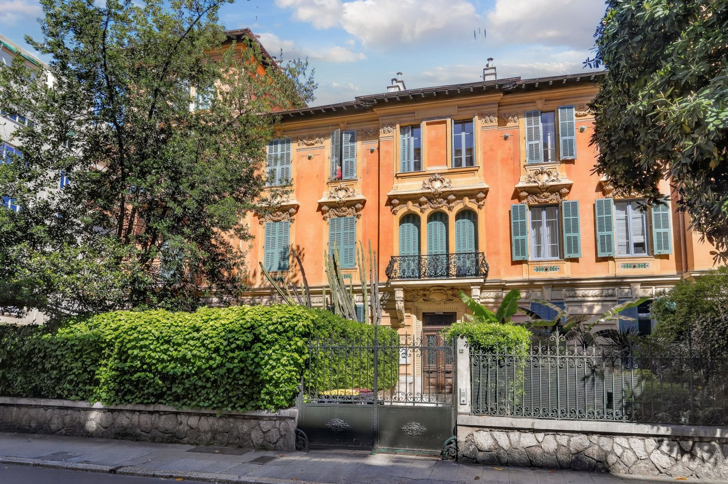 
                                                Vente
                                                 Musiciens - L’élégance d’une Villa de la Renaissance Italienne au cœur de la ville