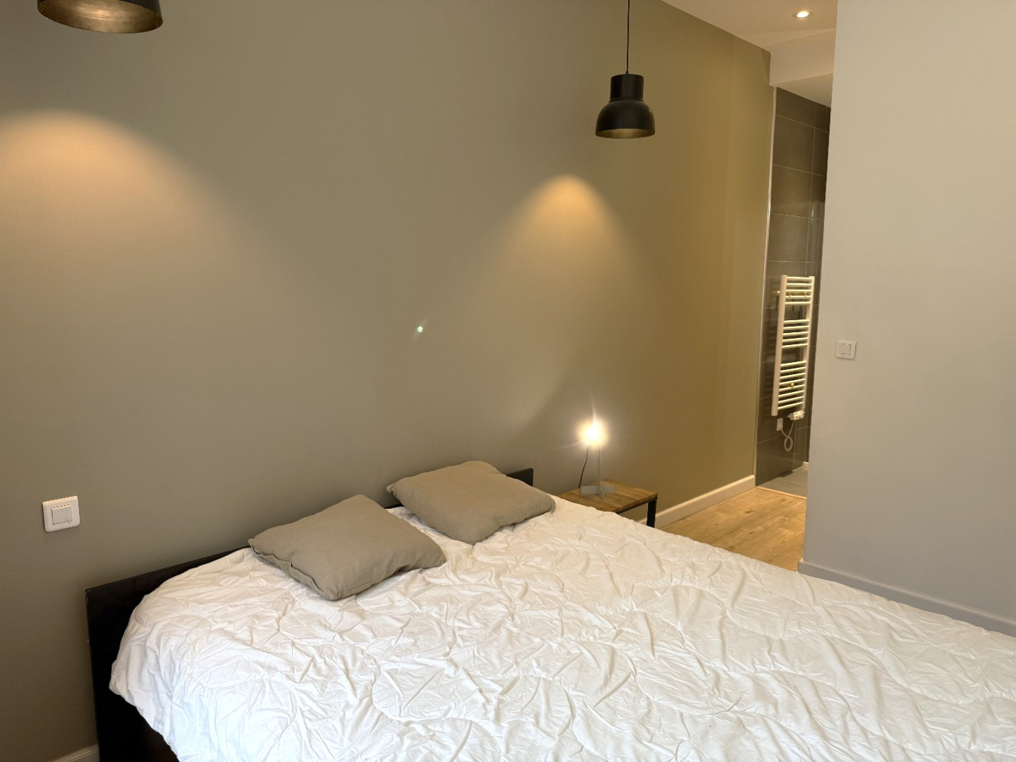 
                                                Location
                                                 NAIROBI - T2 proche Timone