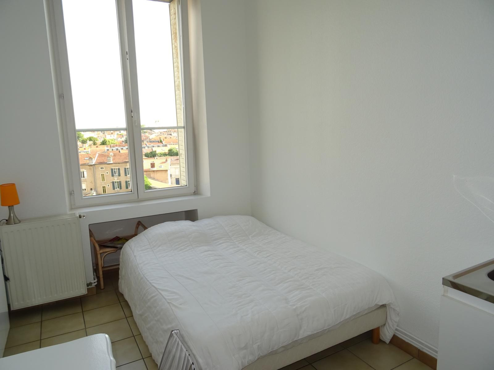 
                                                Location
                                                 NANCY proche IUT Charlemagne, STUDIO