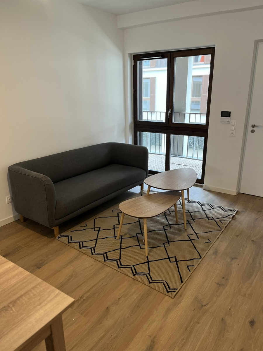 
                                                Location
                                                 Nanterre – F3 meublé neuf | RER A & E |Pkg