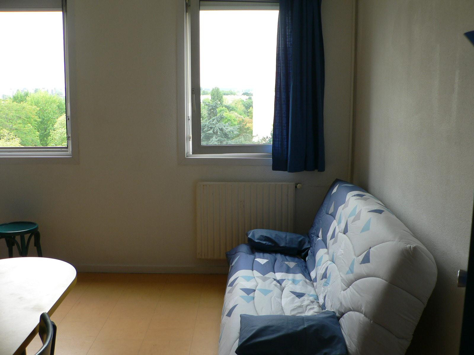
                                                Location
                                                 Nantes Beaulieu Studio meublé et équipé