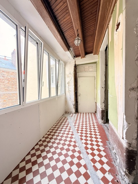 
                                                Vente
                                                 Nantes centre – Grand appartement de 116,39 m² à rénover avec ascenseur