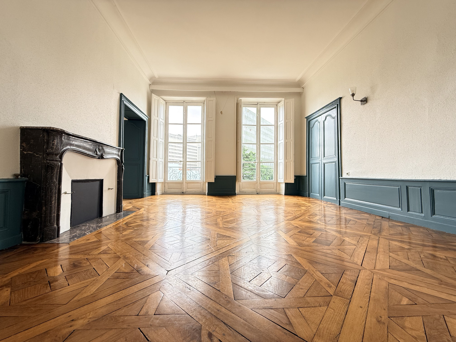 
                                                Vente
                                                 Nantes centre – Quai Turenne – Appartement T5 de 116 m²