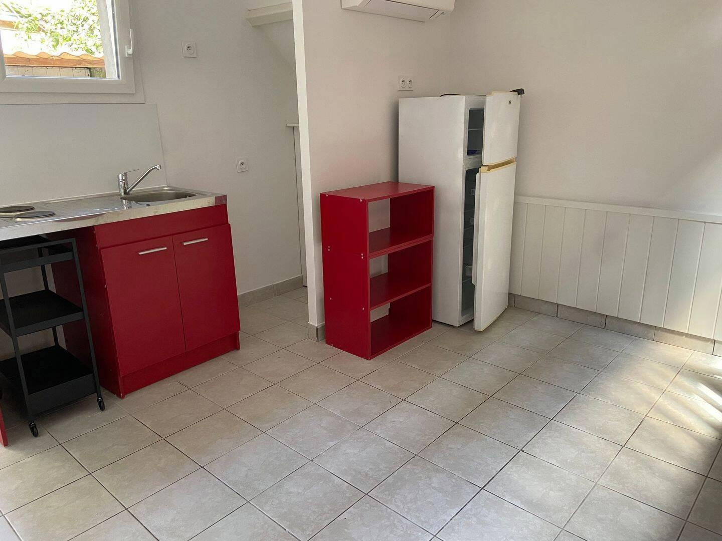 
                                                Location
                                                 NANTES – Chantenay – Charmante maison triplex avec