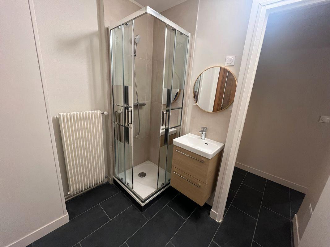 
                                                Location
                                                 Neuf, 26m2, proche tram fac, meublé/équipé