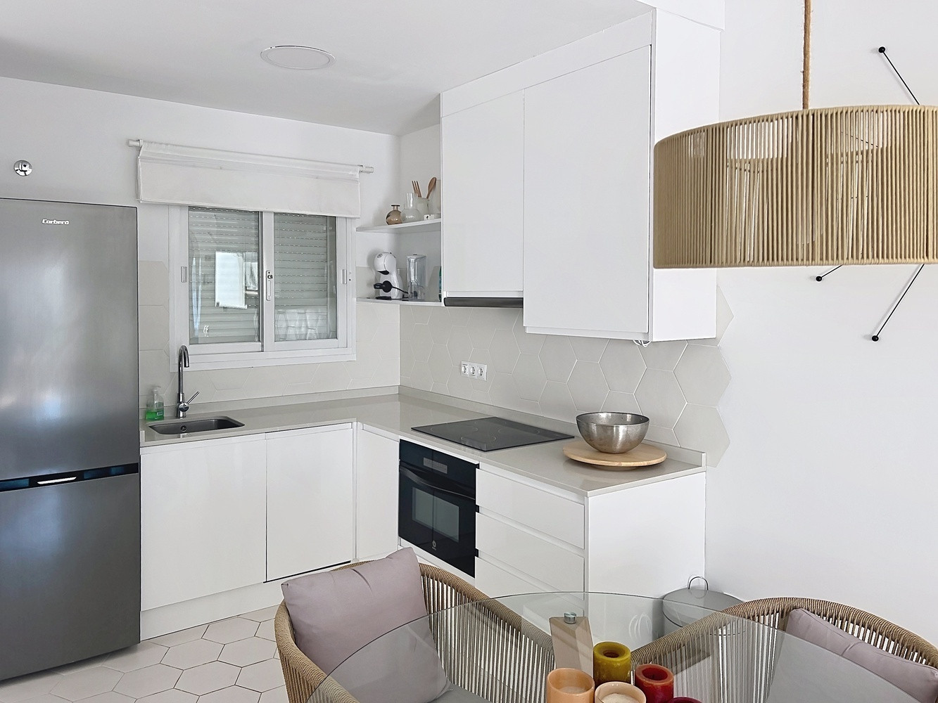 
                                                Vente
                                                 New Golden Mile – Élégant penthouse avec vue
